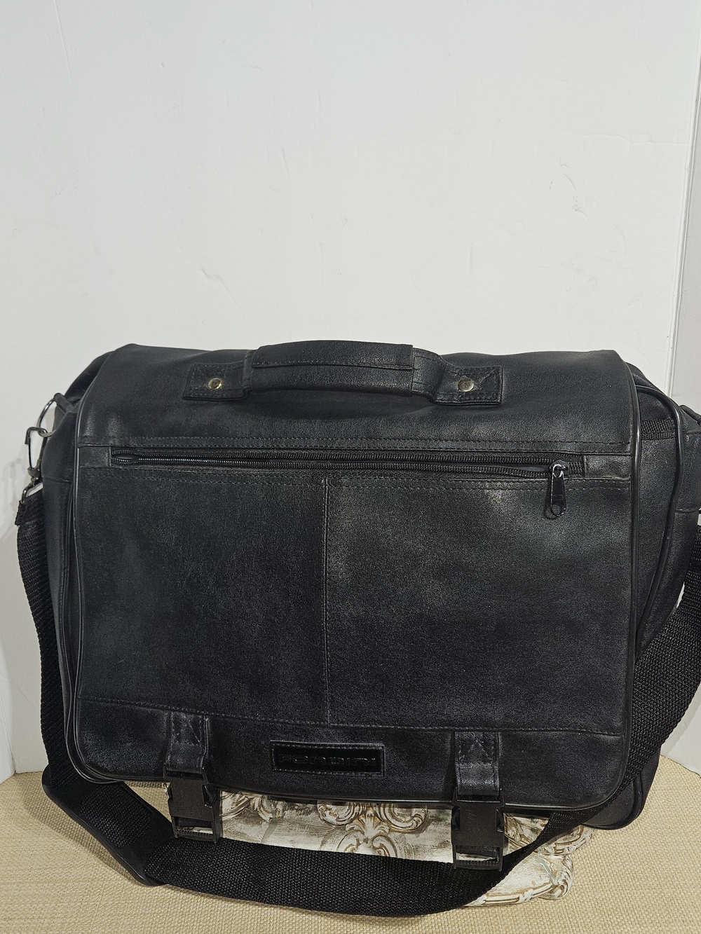 Fontini Black Leather Messenger Bag Travel Business Professional Office